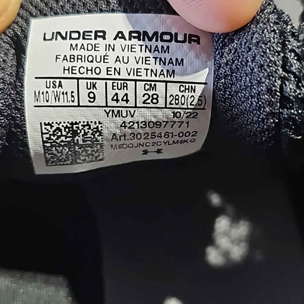 Under Armour Unisex Kick Spirit 4 Track & Field Shoes Men's 10/Women's 11.5 NWOT